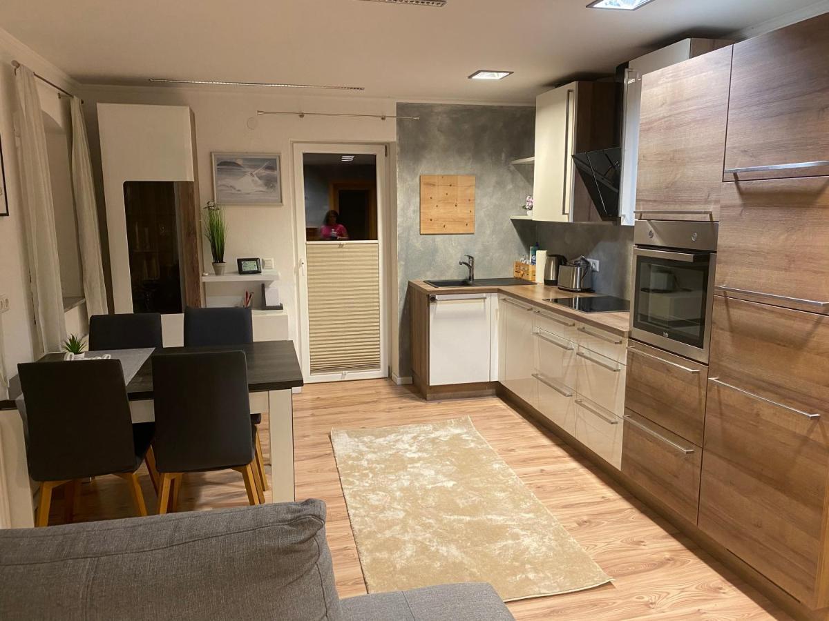 Wohnhaus City Sued Herzogsdorf Екстериор снимка